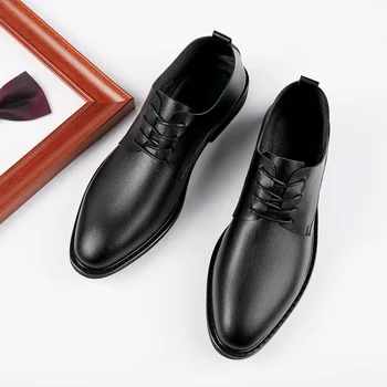 Младежки модел обувки от вътрешната страна, увеличаване на растежа, бизнес мъжки обувки, удобни обувки с меки подметки.